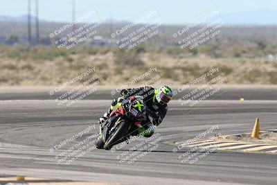 media/Jan-15-2026-Racers Edge (Thu) [[dfebeb70ab]]/3-B Group/Session 2 (Turn 11)/